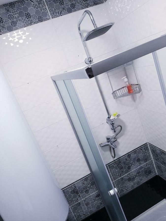 Hostel 777 Vokzal เคียฟ ภายนอก รูปภาพ